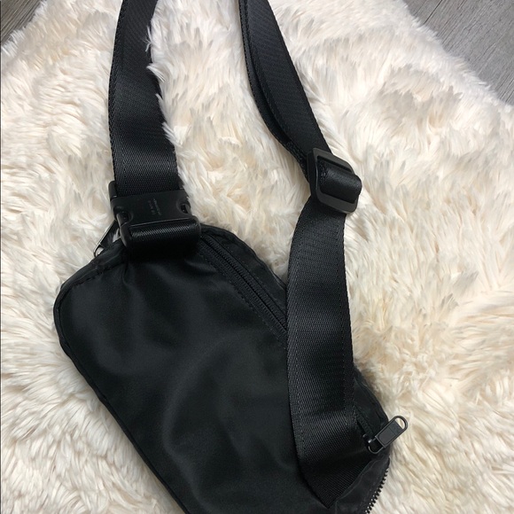 Black Nylon Men's Crossbody Bag - Picture 5 of 12